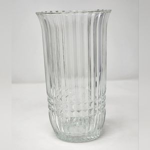 Vintage FTDA 1986 Thick Clear Glass Ribbed Flower Vase‎